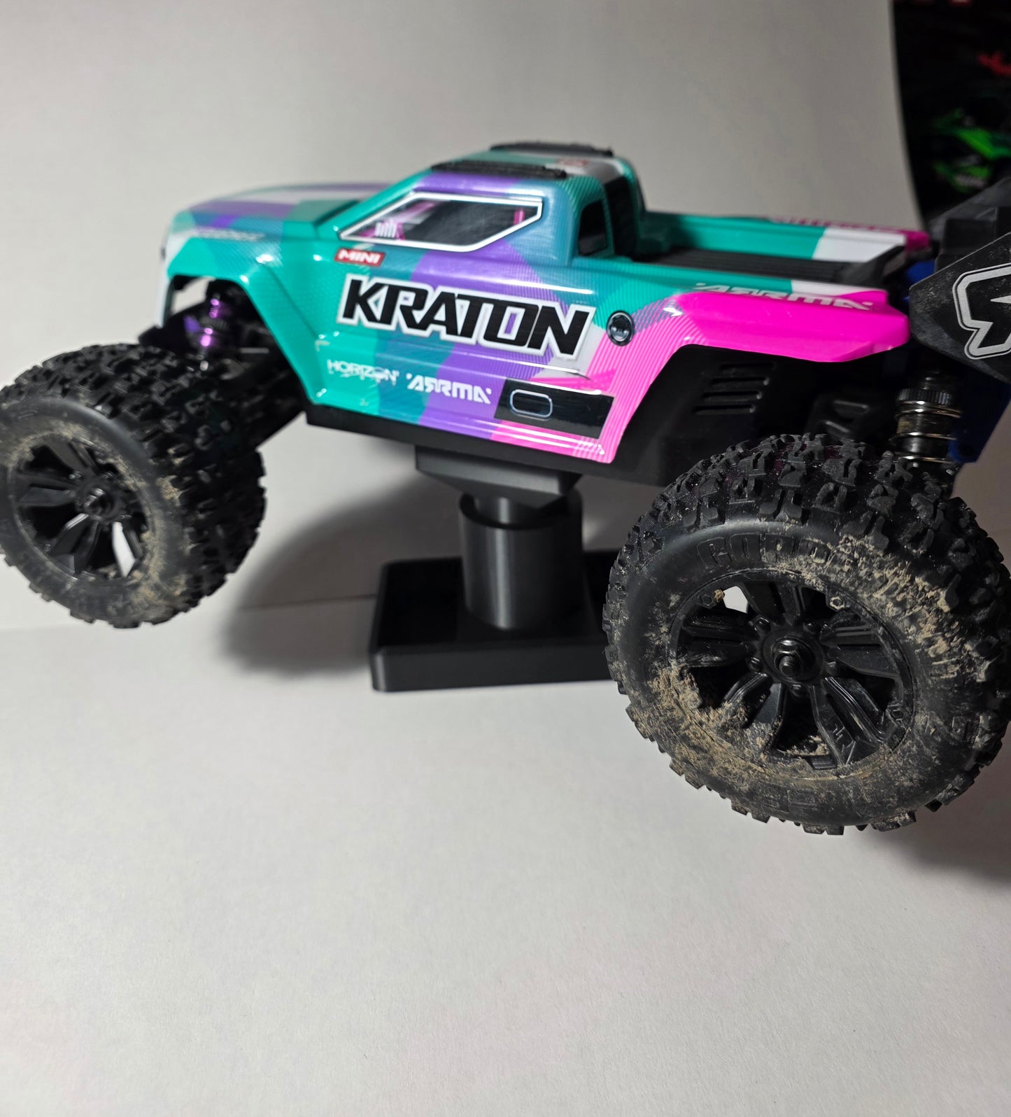 Mini Kraton Stand